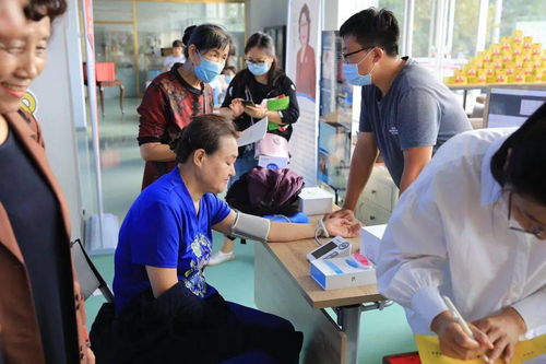 2000余人來巾幗家政廣場 趕集 ,濰坊首個家政大集圓滿結束